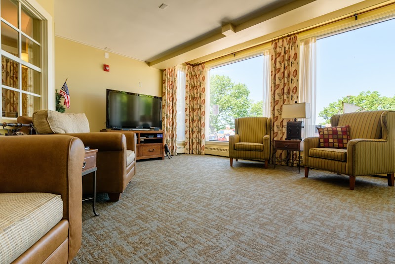 SAINT FRANCIS REHABILITATION AND NURSING CENTER nursing home in LACONIA, NH - Photo 3 of 10