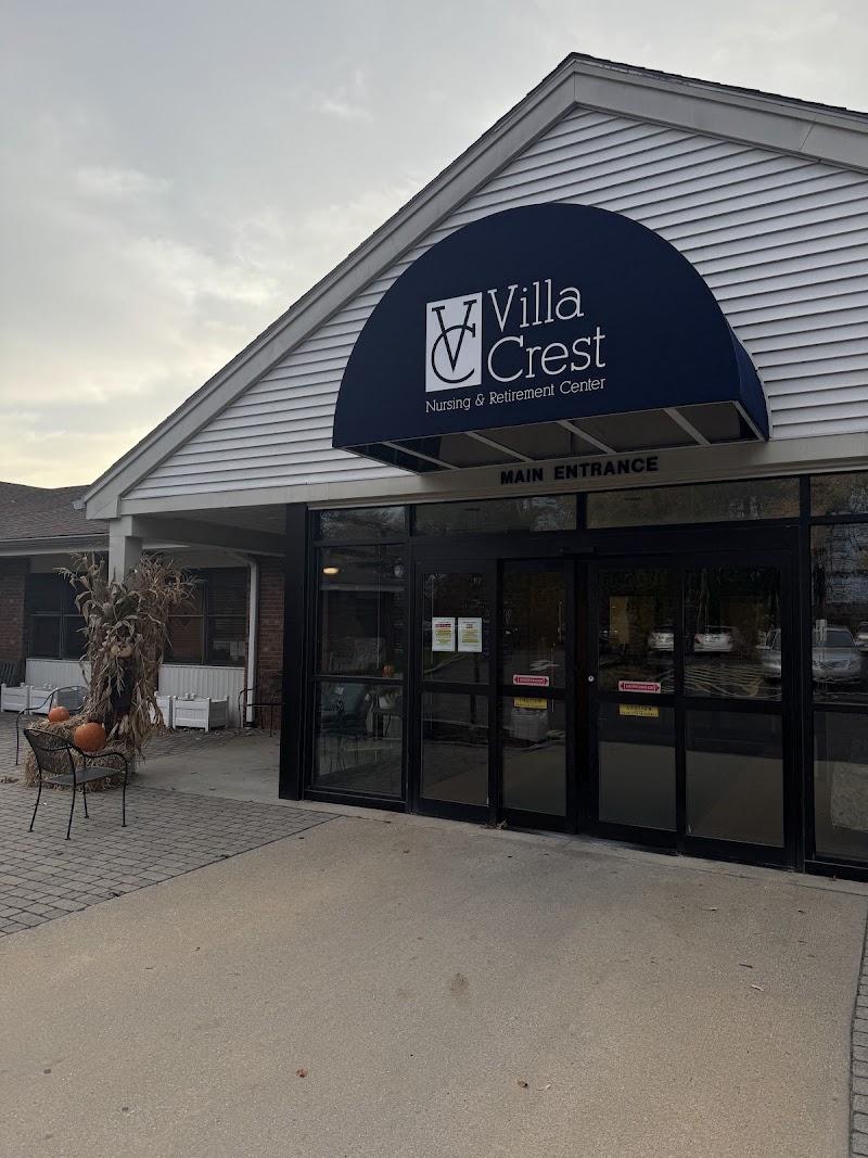 VILLA CREST NURSING AND RETIREMENT CENTER nursing home in MANCHESTER, NH - Photo 2 of 10