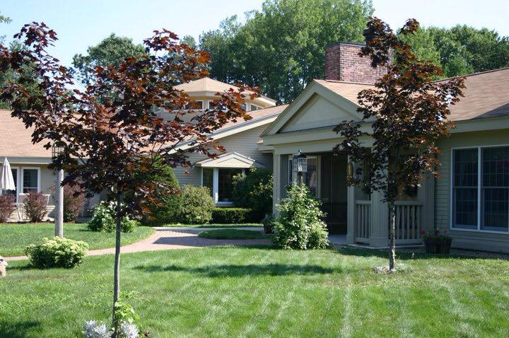 COLONIAL POPLIN NURSING HOME nursing home in FREMONT, NH - Photo 3 of 5