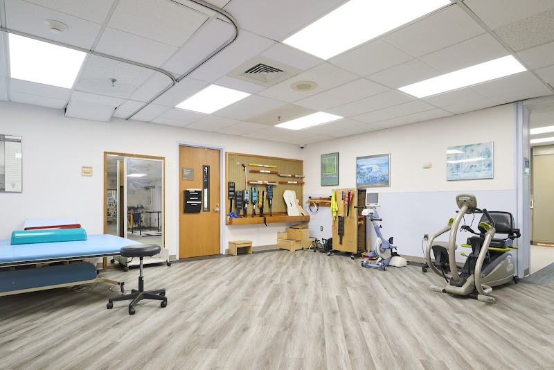 Runnells Center for Rehabilitation & Healthcare nursing home in BERKELEY HEIGHTS, NJ - Photo 4 of 10