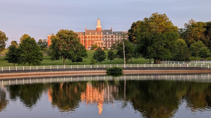 ROOSEVELT CARE CENTER nursing home in EDISON, NJ - Photo 4 of 7