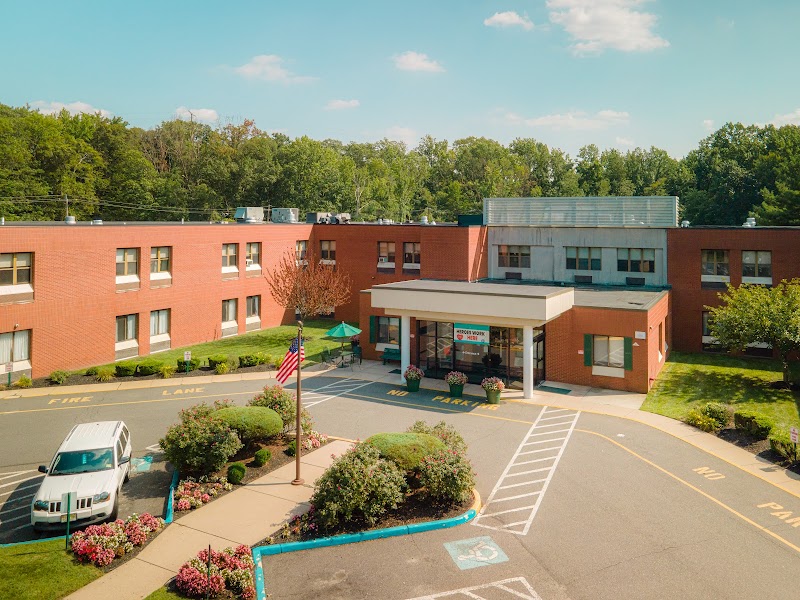 COMPLETE CARE AT BURLINGTON WOODS, LLC nursing home in BURLINGTON, NJ - Photo 2 of 5