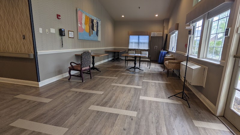 CareOne at The Highlands nursing home in EDISON, NJ - Photo 2 of 5