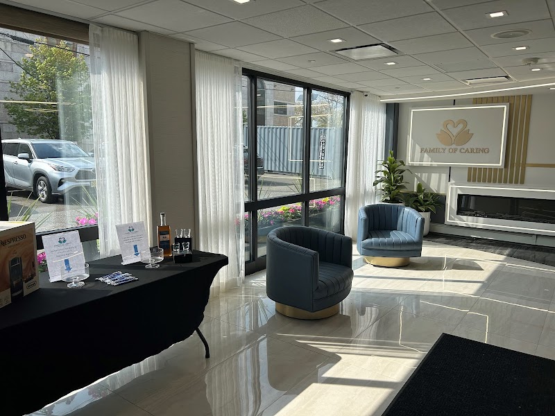 FAMILY OF CARING HEALTHCARE AT TENAFLY, LLC nursing home in TENAFLY, NJ - Photo 2 of 5