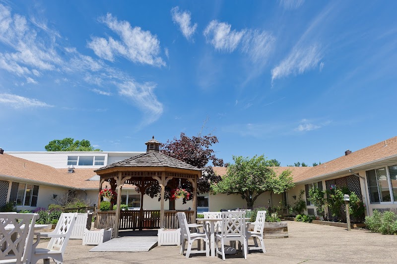 AUTUMN LAKE HEALTHCARE AT BERKELEY HEIGHTS nursing home in BERKELEY HEIGHTS, NJ - Photo 2 of 5