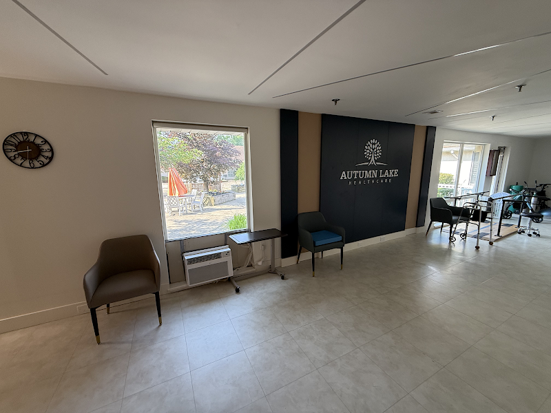 AUTUMN LAKE HEALTHCARE AT BERKELEY HEIGHTS nursing home in BERKELEY HEIGHTS, NJ - Photo 3 of 5