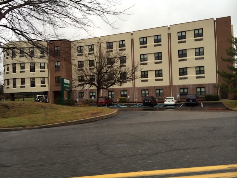 COMPLETE CARE AT KRESSON VIEW, LLC nursing home in VOORHEES, NJ - Photo 3 of 5