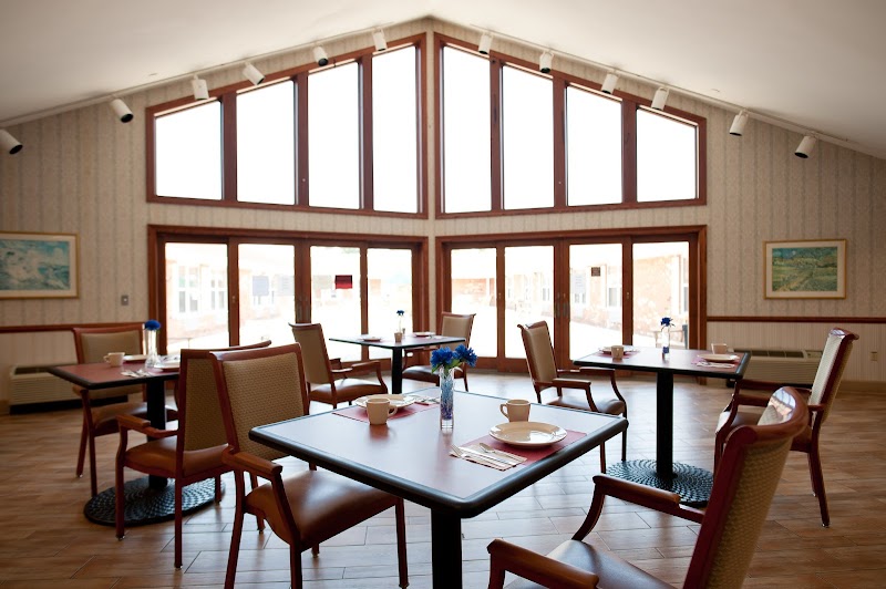 AUTUMN LAKE HEALTHCARE AT SOUTHGATE nursing home in CARNEYS POINT, NJ - Photo 5 of 5