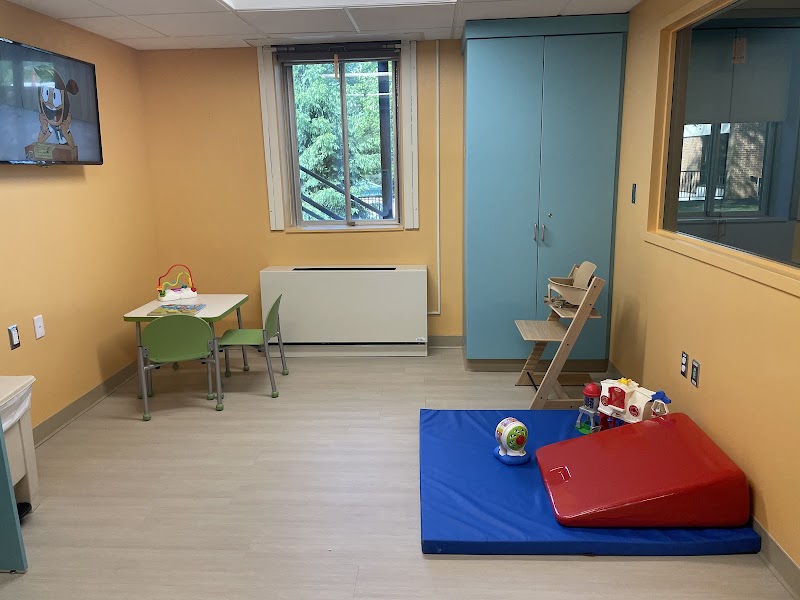 CHILDRENS SPECIALIZED HOSPITAL MOUNTAINSIDE nursing home in MOUNTAINSIDE, NJ - Photo 3 of 10