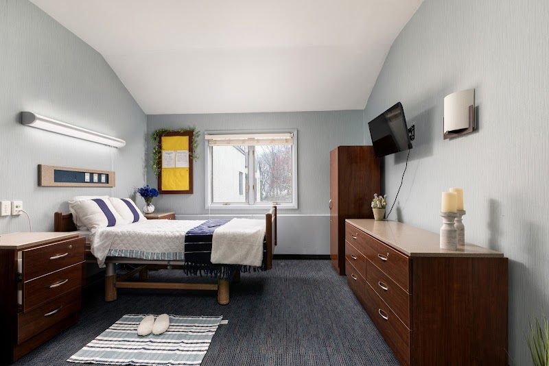 COMPLETE CARE AT WEST CALDWELL LLC nursing home in WEST CALDWELL, NJ - Photo 4 of 9