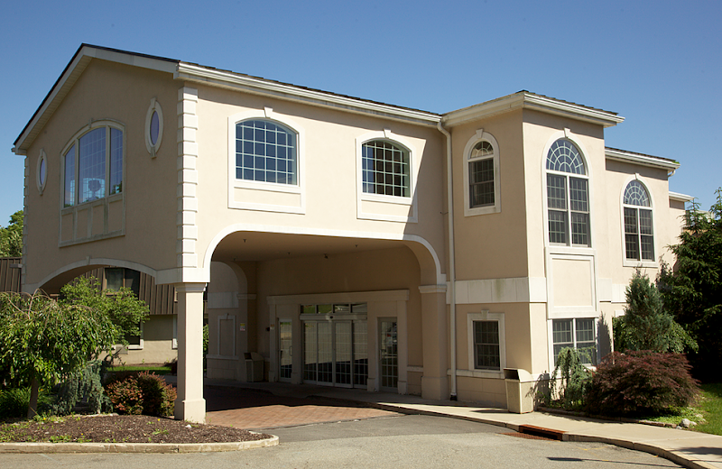 LINCOLN PARK CARE CENTER nursing home in LINCOLN PARK, NJ - Photo 2 of 5