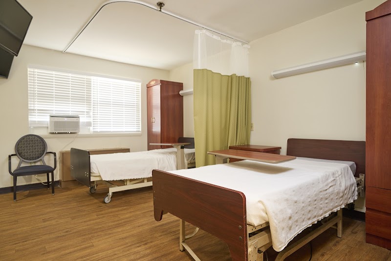 PALACE REHABILITATION AND CARE CENTER, THE nursing home in MAPLE SHADE, NJ - Photo 2 of 5