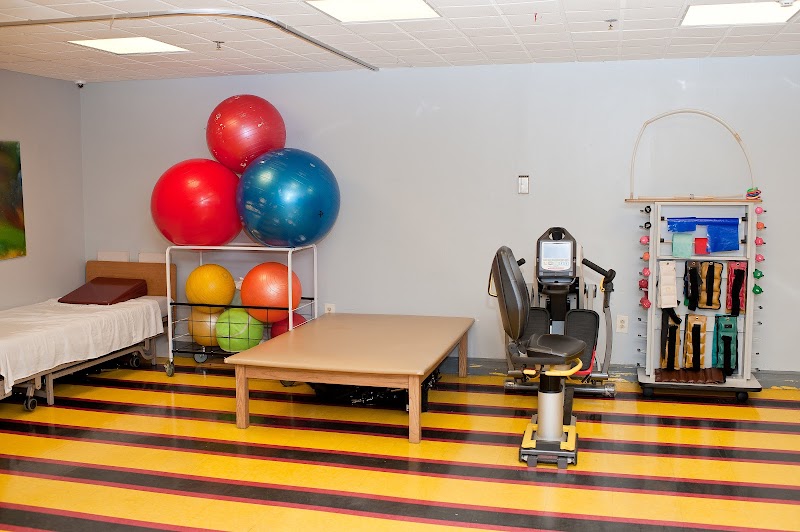 AUTUMN LAKE HEALTHCARE AT MEMORIAL BRIDGE nursing home in PENNS GROVE, NJ - Photo 5 of 5