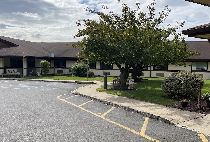 COMPLETE CARE AT WOODLANDS nursing home in PLAINFIELD, NJ - Photo 3 of 10