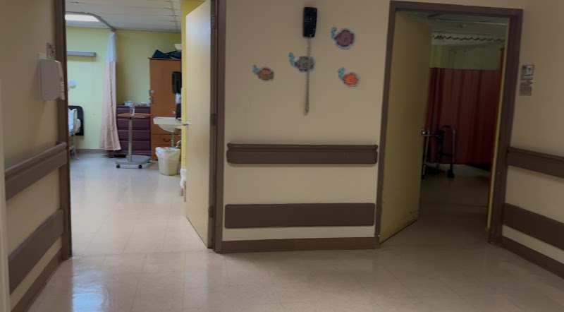 EMBASSY MANOR AT EDISON NURSING AND REHABILITATION nursing home in EDISON, NJ - Photo 5 of 5