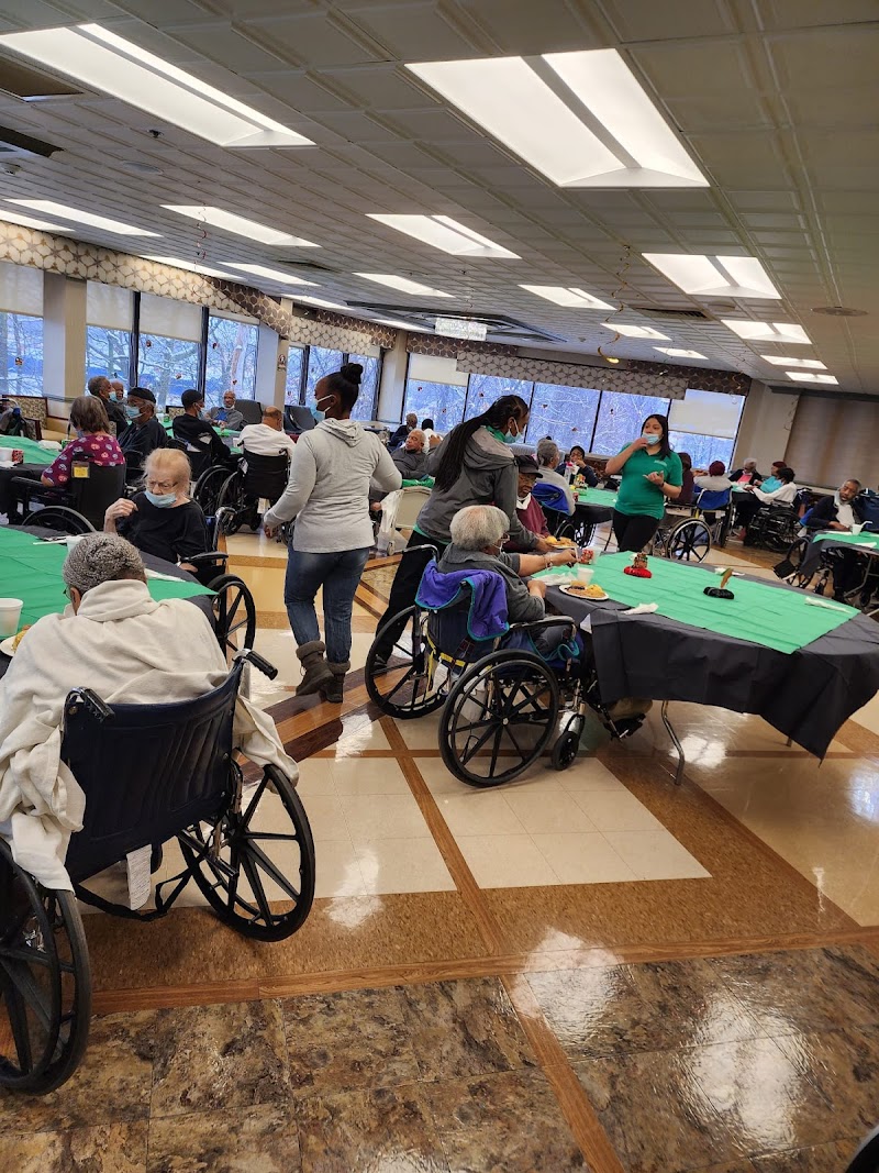 SOUTH MOUNTAIN HC nursing home in VAUXHALL, NJ - Photo 4 of 10