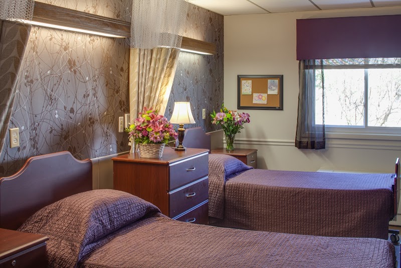 MAPLE GLEN CENTER nursing home in FAIRLAWN, NJ - Photo 4 of 8