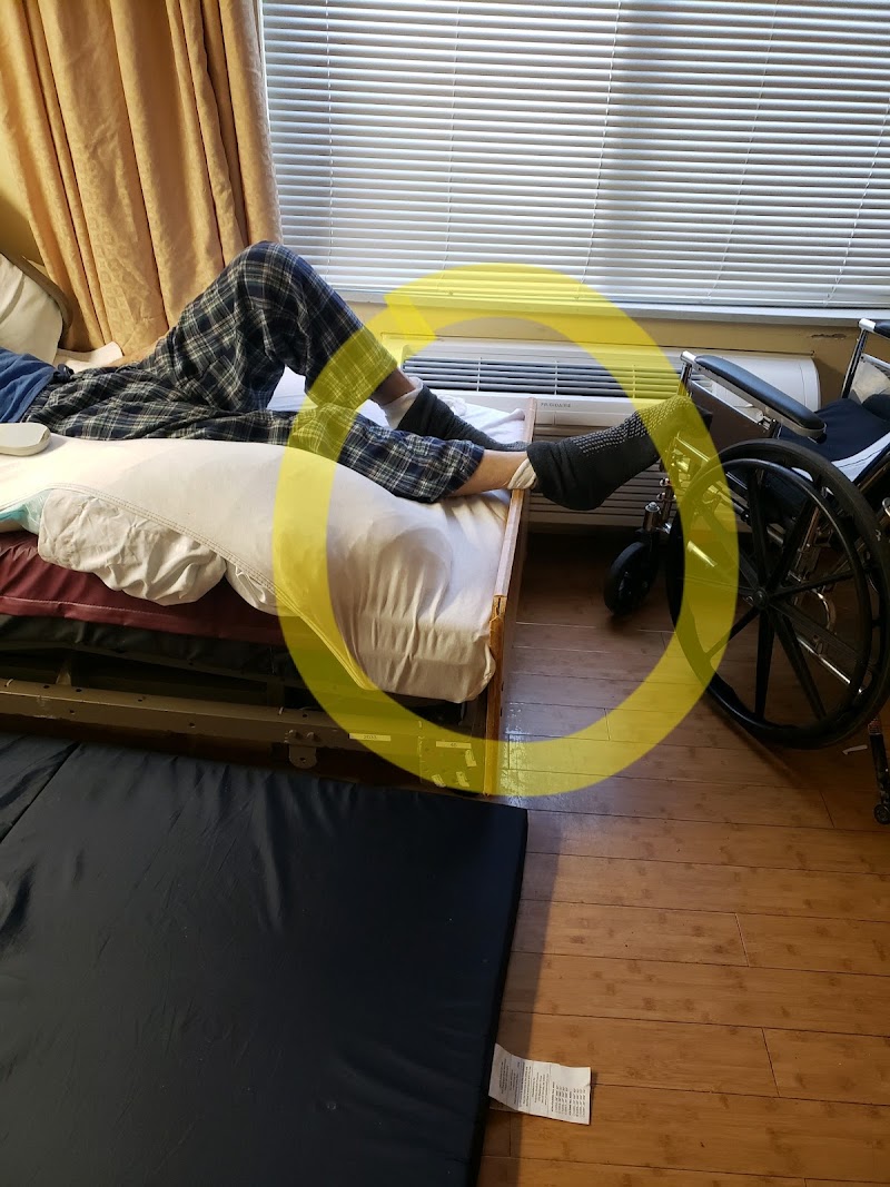 COMPLETE CARE AT BRICK LLC nursing home in BRICK, NJ - Photo 5 of 5