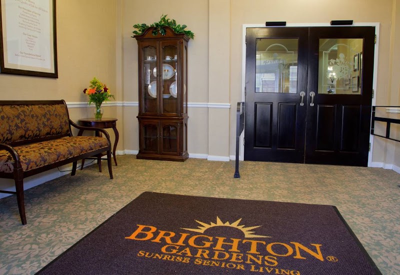 BRIGHTON GARDENS OF EDISON nursing home in EDISON, NJ - Photo 3 of 10