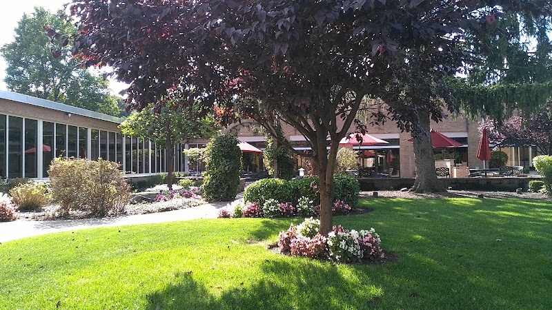 ALARIS HEALTH AT CEDAR GROVE nursing home in CEDAR GROVE, NJ - Photo 3 of 5