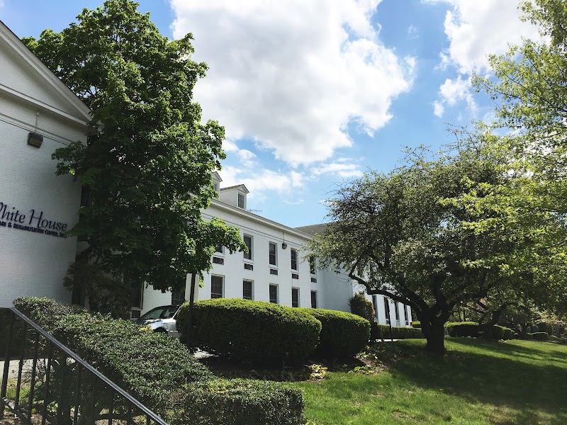 WHITE HOUSE HEALTHCARE AND REHABILITATION CENTER nursing home in ORANGE, NJ - Photo 2 of 10