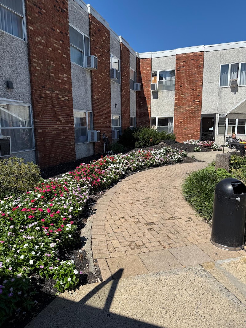 LAUREL BAY HEALTH & REHABILITATION CENTER nursing home in KEANSBURG, NJ - Photo 3 of 5