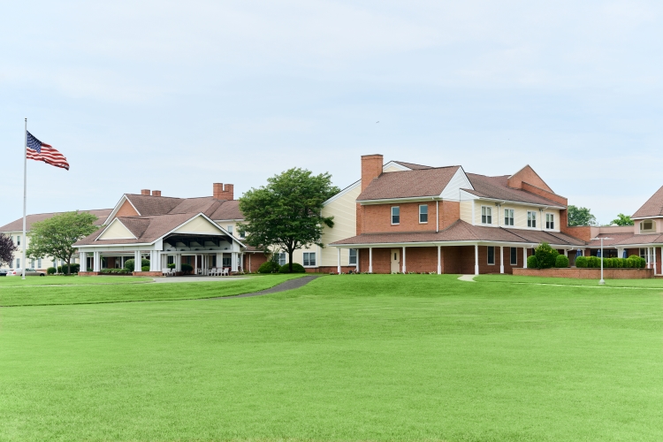 BERLIN REHABILITATION AND HEALTHCARE CENTER nursing home in BERLIN, NJ - Photo 3 of 5