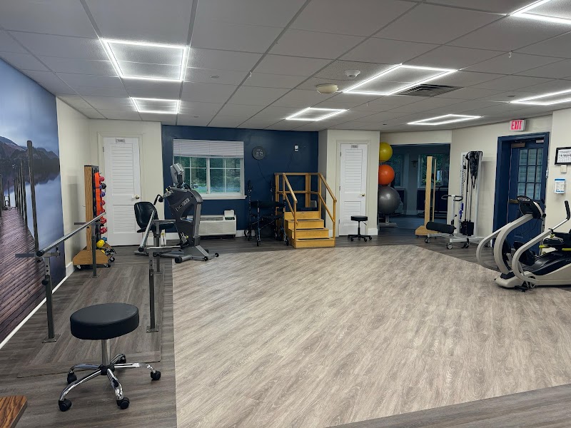 MEADOWBROOK RESPIRATORY AND NURSING CENTER nursing home in MATAWAN, NJ - Photo 3 of 5