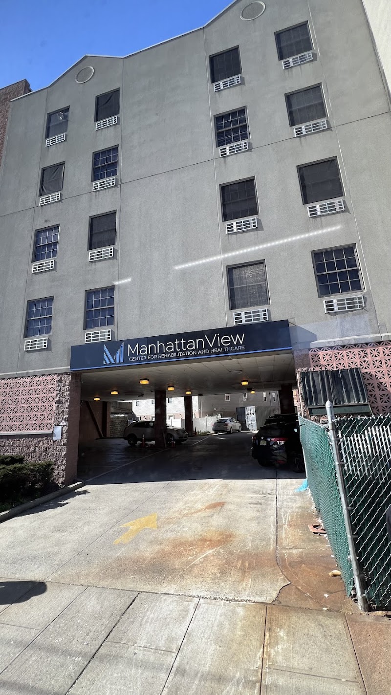 MANHATTANVIEW CTR FOR REHABILITATION AND HEALTHCAR nursing home in UNION CITY, NJ - Photo 3 of 5