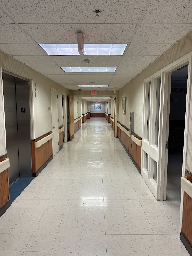 MANHATTANVIEW CTR FOR REHABILITATION AND HEALTHCAR nursing home in UNION CITY, NJ - Photo 4 of 5