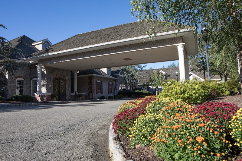 CAREONE AT LIVINGSTON nursing home in LIVINGSTON, NJ - Photo 3 of 10