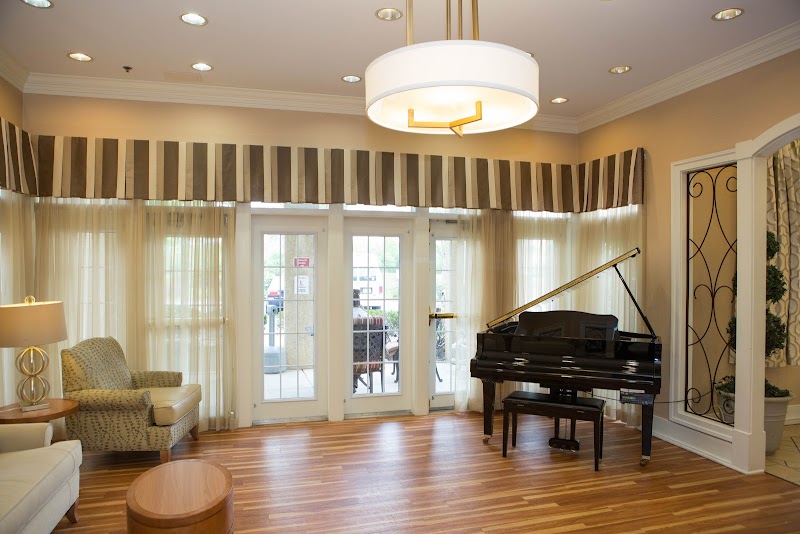 CAREONE AT MOORESTOWN nursing home in MOORESTOWN, NJ - Photo 5 of 10