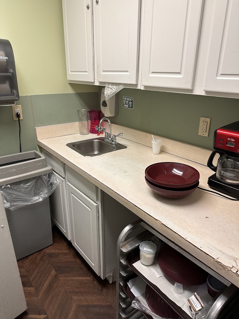 PREFERRED CARE AT MERCER nursing home in EWING, NJ - Photo 4 of 7