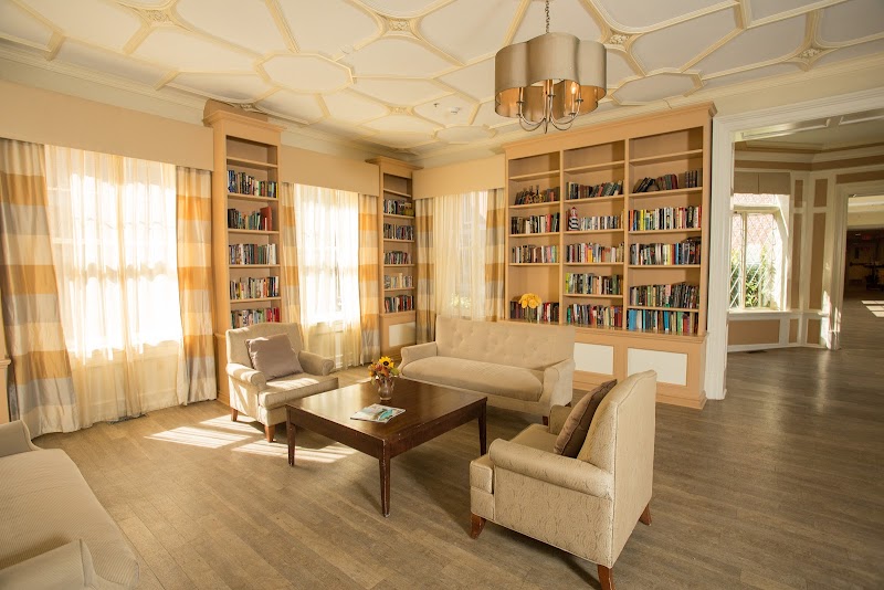 CAREONE AT MADISON AVENUE nursing home in MORRISTOWN, NJ - Photo 3 of 5