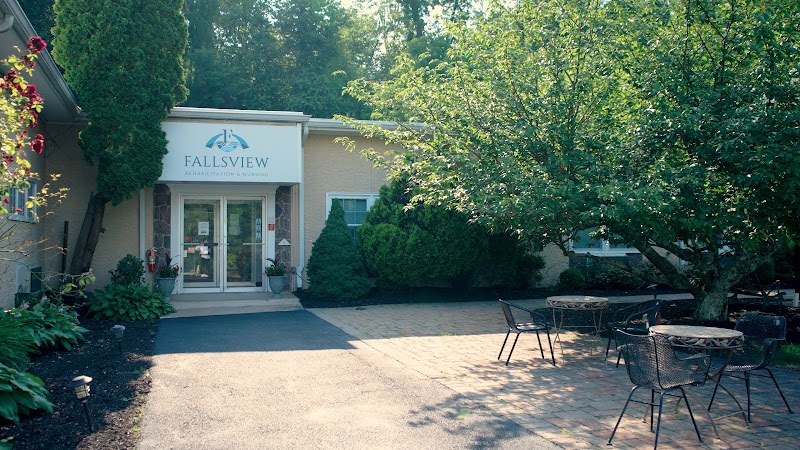 FALLSVIEW NURSING AND REHABILITATION CENTER nursing home in BOONTON, NJ - Photo 2 of 10