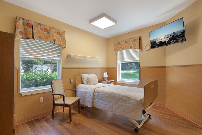 COMPLETE CARE AT WALL LLC nursing home in WALL, NJ - Photo 4 of 8