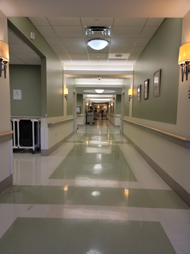 Roosevelt Care Center At Old Bridge nursing home in OLD BRIDGE, NJ - Photo 5 of 10