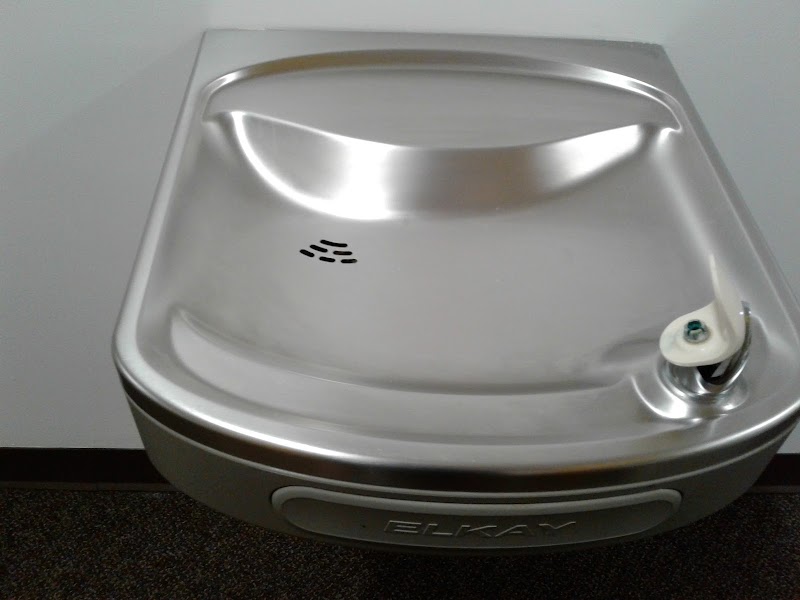 SOMERSET WOODS REHABILITATION & NURSING CENTER nursing home in SOMERSET, NJ - Photo 5 of 5