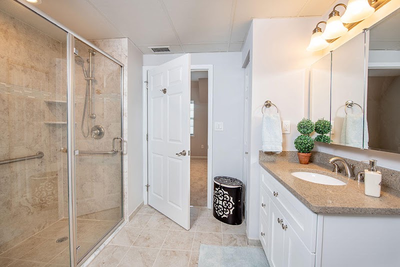 WINCHESTER GARDENS HEALTH CARE CENTER nursing home in MAPLEWOOD, NJ - Photo 3 of 10