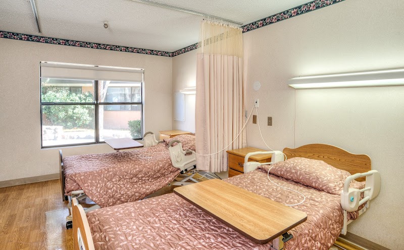 Sandia Ridge Center nursing home in Albuquerque, NM - Photo 5 of 5