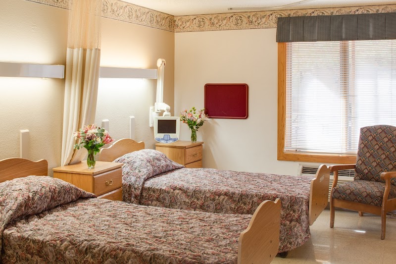 Las Palomas Center nursing home in Albuquerque, NM - Photo 3 of 5