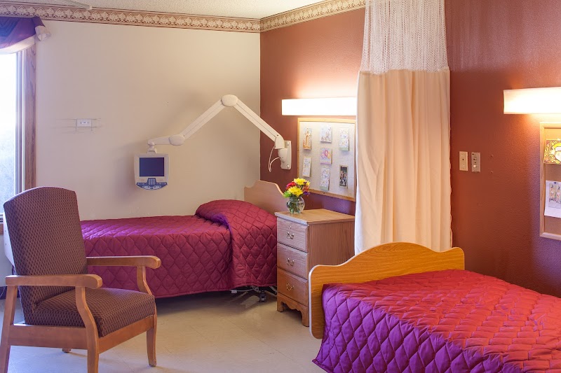 Mission Arch Center nursing home in Roswell, NM - Photo 4 of 5