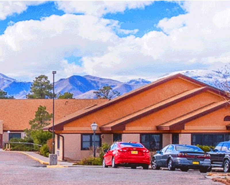 Los Alamos Wellness & Rehabilitation nursing home in Los Alamos, NM - Photo 3 of 5