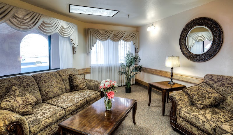 Belen Meadows Healthcare and Rehabilitation Center nursing home in Belen, NM - Photo 3 of 5