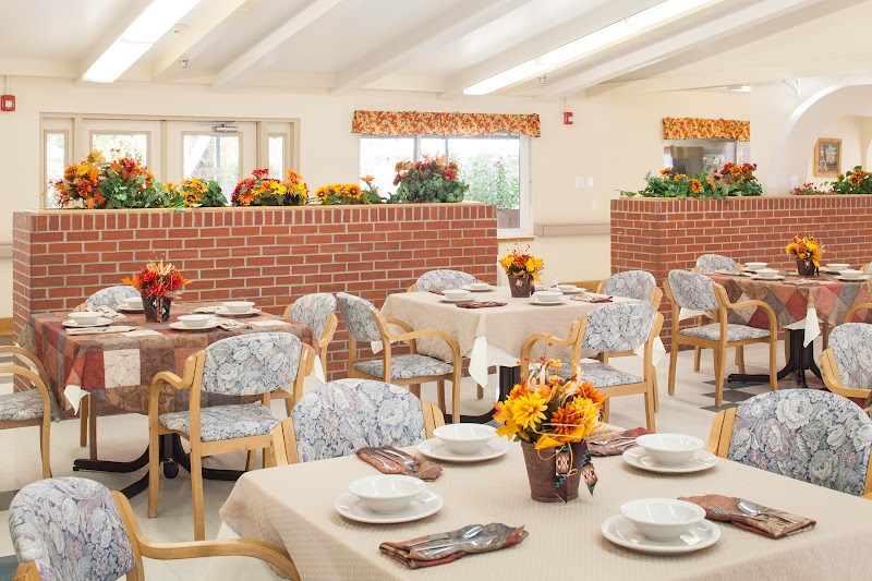 San Juan Care Center nursing home in Farmington, NM - Photo 3 of 7