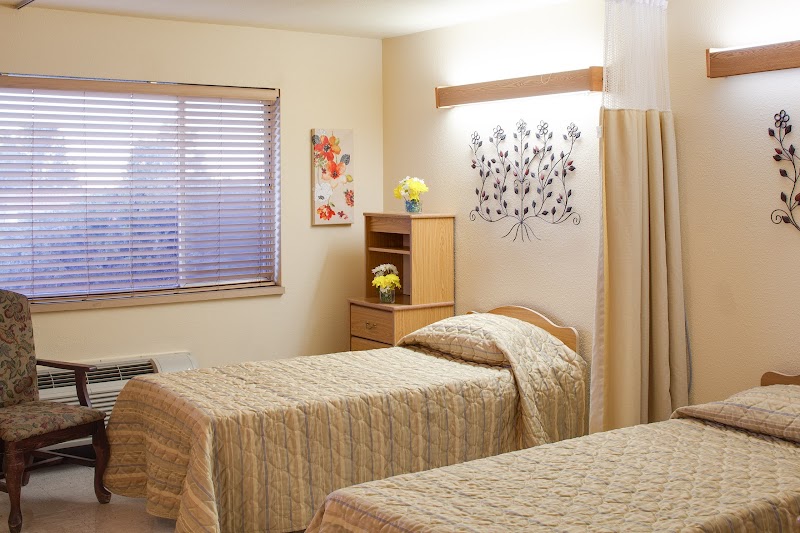 Casa Del Sol Center nursing home in Las Cruces, NM - Photo 3 of 5