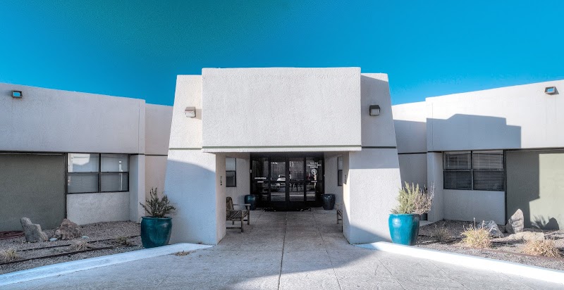 Bear Canyon Rehabilitation Center nursing home in Albuquerque, NM - Photo 3 of 5