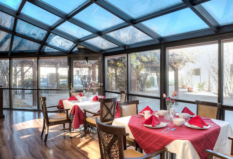 Bear Canyon Rehabilitation Center nursing home in Albuquerque, NM - Photo 5 of 5