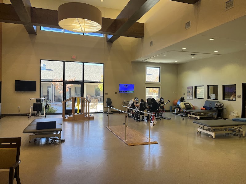 Spanish Trails Rehabilitation Suites nursing home in Albuquerque, NM - Photo 4 of 7