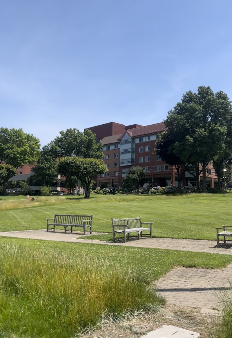 HEBREW HOME FOR THE AGED AT RIVERDALE nursing home in RIVERDALE, NY - Photo 3 of 8